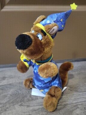 Vintage Cartoon Network Scooby Doo Wizaes Plush Dog Collectible - GUC